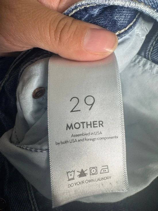 Mother Denim The Scrapper Cuff Ankle Fray Jeans in Take Me Higher - Picture 6 of 11